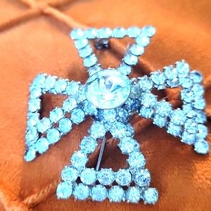 Maltese cross brooch